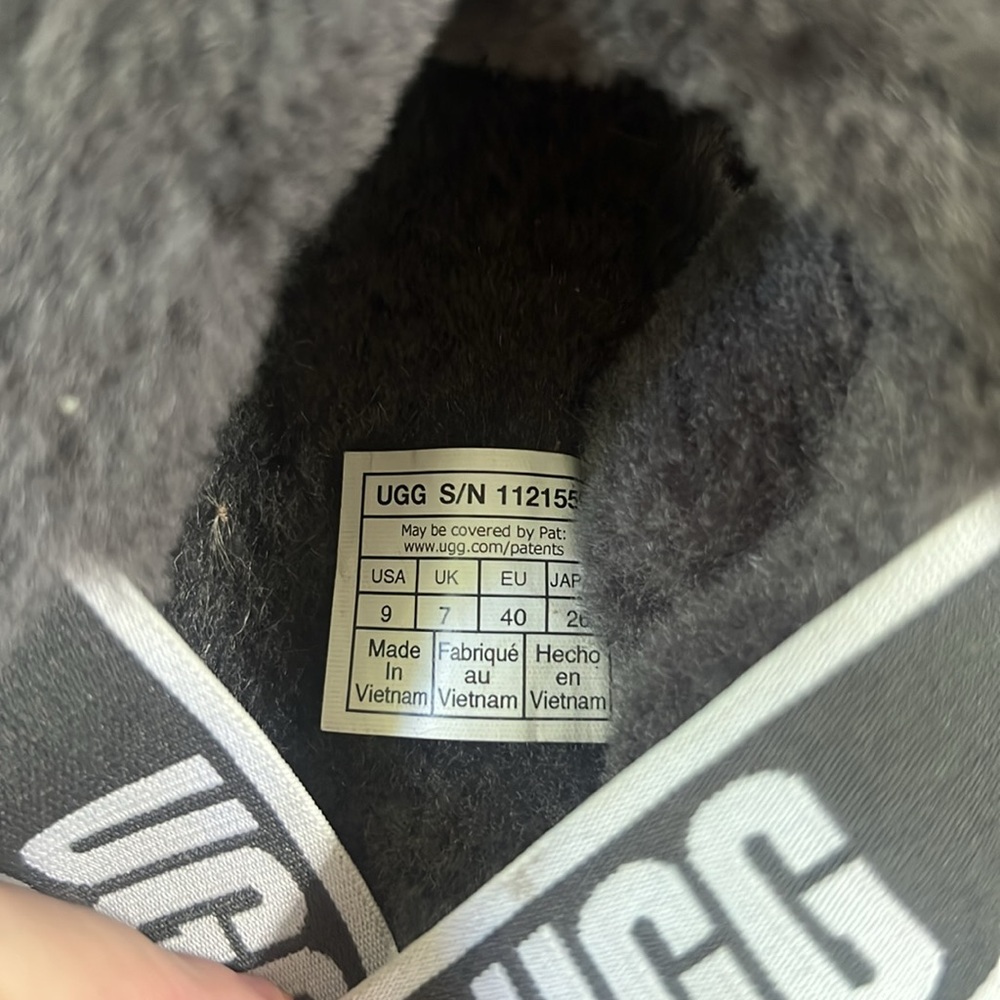 Ugg Platform Slides Size 9 - image 4